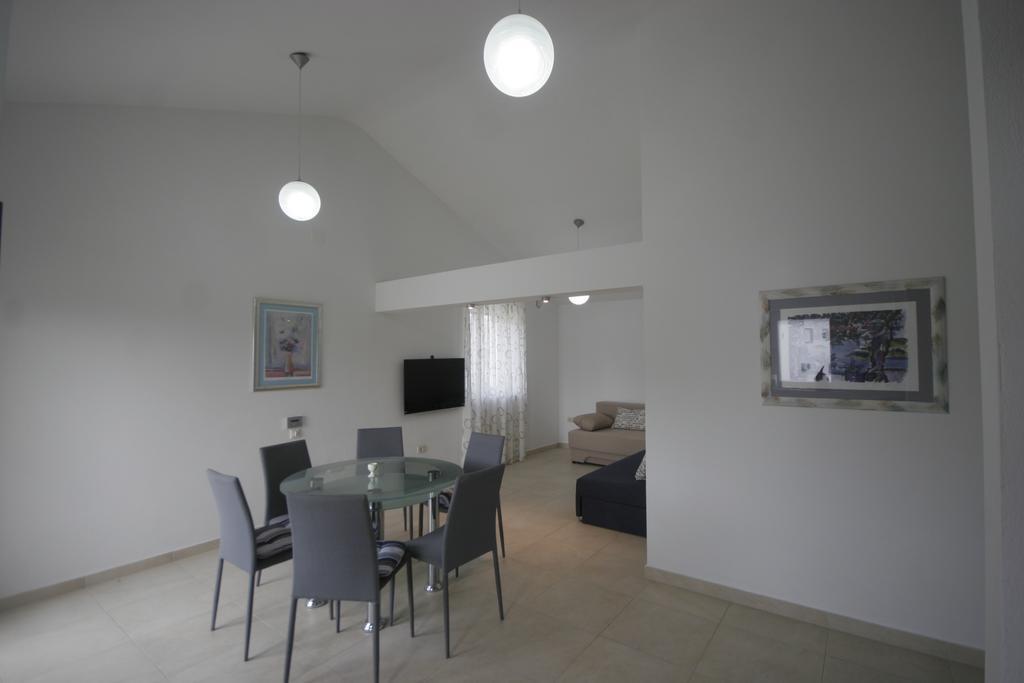 Apartments Salatic Крк Экстерьер фото