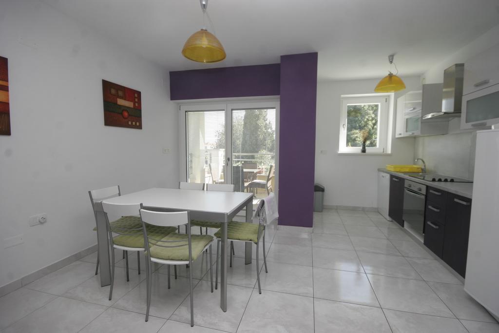 Apartments Salatic Крк Экстерьер фото