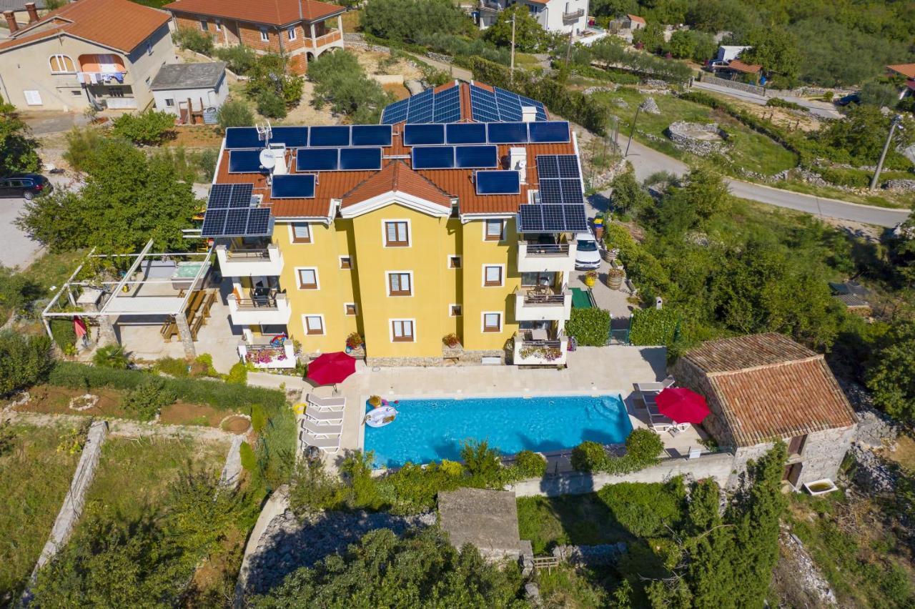 Apartments Salatic Крк Экстерьер фото